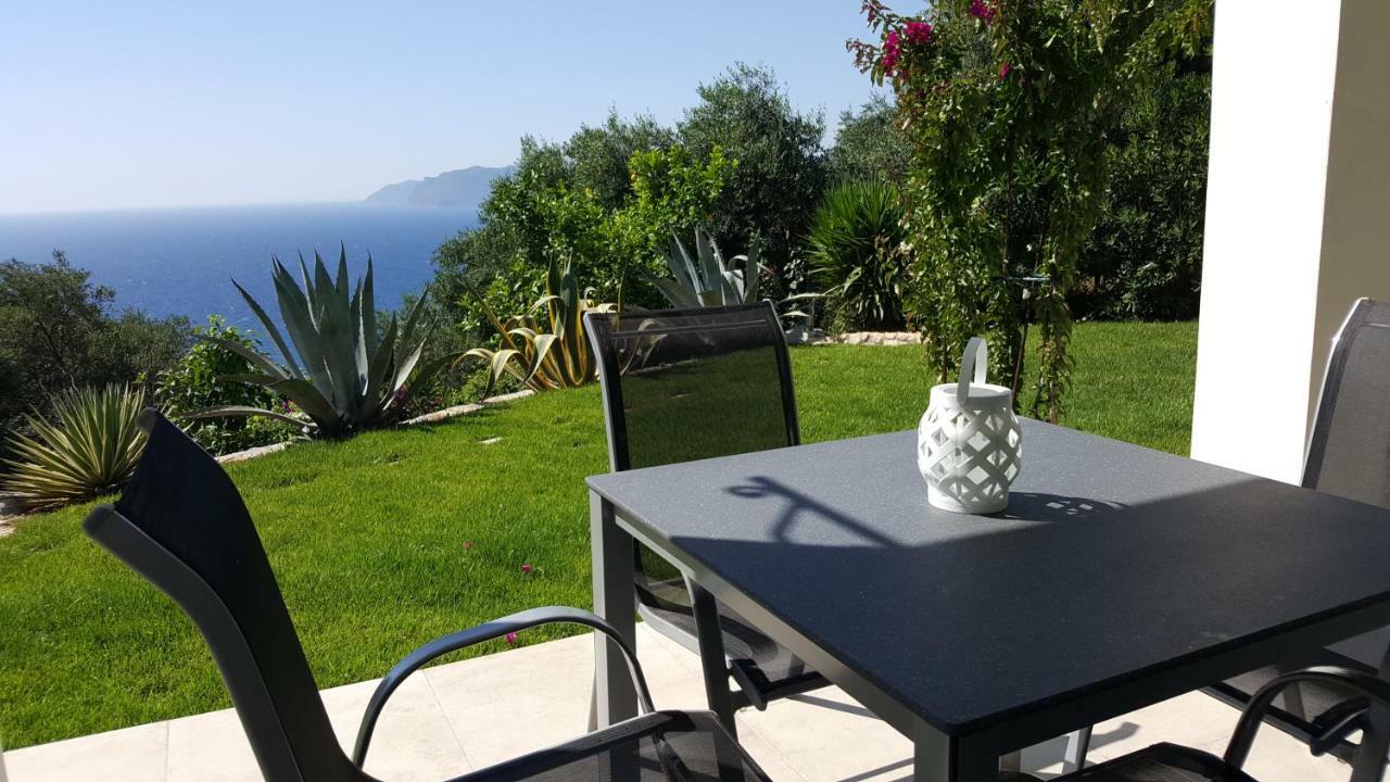 Villa Olivia Pentátion Екстериор снимка